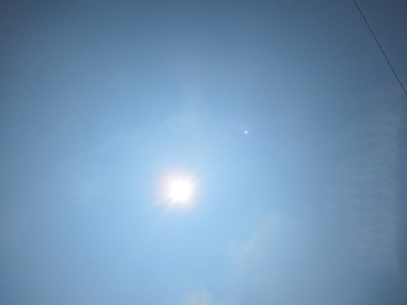 (クリックして拡大表示) 今日は夏至です。 真昼の太陽の位置が高い。