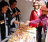 (クリックして拡大表示) 大感謝!「ふるさとの食 にっぽんの食」で米粉パン完売! 「米粉パン、おひとついかがですか?」